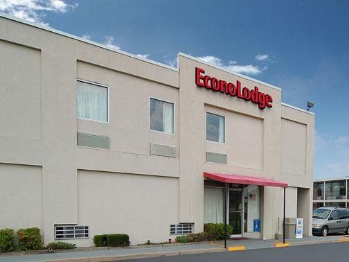 Econo Lodge Near Potomac Mills ウッドブリッジ エクステリア 写真